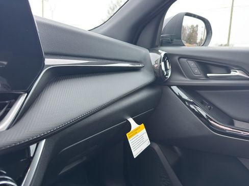 New 2026 Chevrolet Equinox LT w/ Midnight Edition image 18