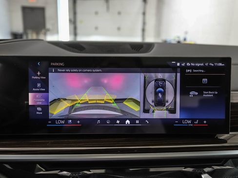New 2026 BMW X5 xDrive40i w/ M Sport Package AWD/4WD image 19