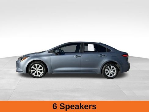 Used 2020 Toyota Corolla LE image 2