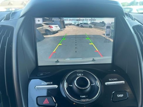 Used 2017 Ford Escape Titanium FWD image 16