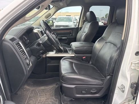 Used 2015 RAM 1500 Laramie w/ Convenience Group AWD/4WD image 11