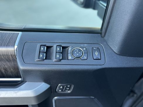 Used 2020 Ford F250 Lariat w/ Lariat Ultimate Package image 35