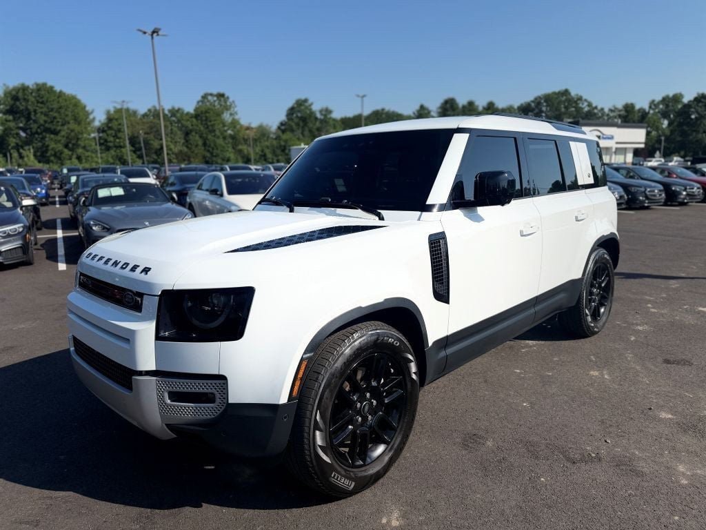 Used 2024 Land Rover Defender 110 S AWD/4WD image 8