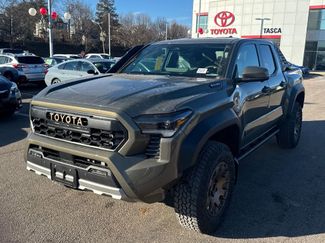 New 2026 Toyota Tacoma 4x4 Double Cab Hybrid video 3