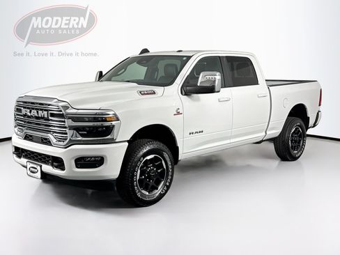 Used 2026 RAM 2500 Laramie AWD/4WD image 1