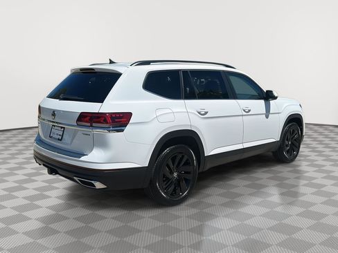 Used 2023 Volkswagen Atlas SE w/ Panoramic Sunroof Package AWD/4WD image 5