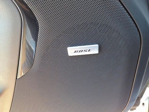 New 2025 GMC Yukon AT4 image 7