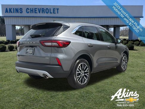 Used 2025 Ford Escape SE FWD image 5