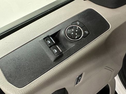 Used 2019 Ford F250 XL w/ Power Equipment Group image 21