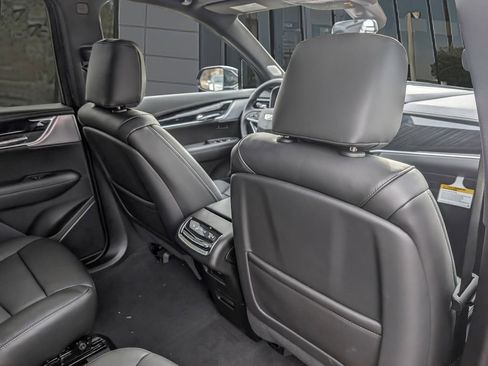 New 2025 Cadillac XT6 Premium Luxury image 22