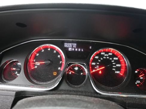 Used 2017 GMC Acadia Limited SLT AWD/4WD image 18