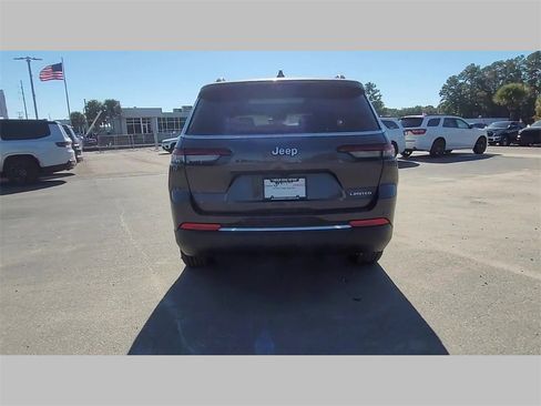 New 2025 Jeep Grand Cherokee L Limited w/ Luxury Tech Group II image 39