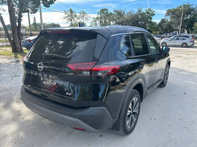 Used 2023 Nissan Rogue SV w/ SV Premium B Package FWD image 4