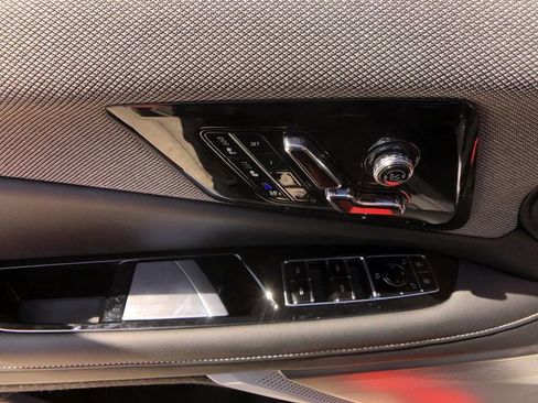 New 2025 Cadillac Optiq Sport 2 image 21