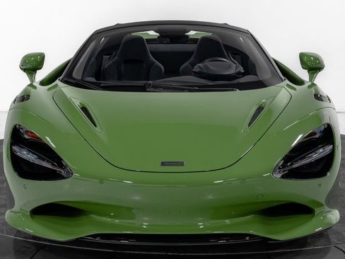 Used 2025 McLaren 750S Spider image 14