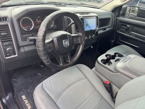 Used 2014 RAM 1500 ST w/ ST Popular Equipment Group AWD/4WD image 10