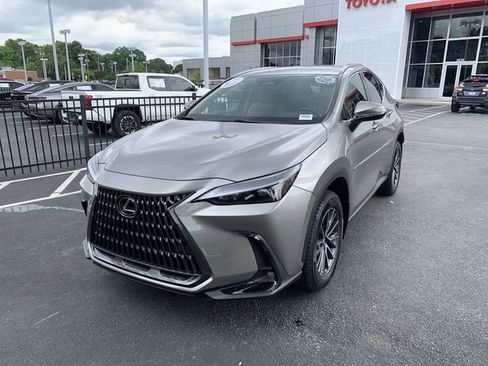 Used 2025 Lexus NX 350 AWD w/ Accessory Package (P2) image 4
