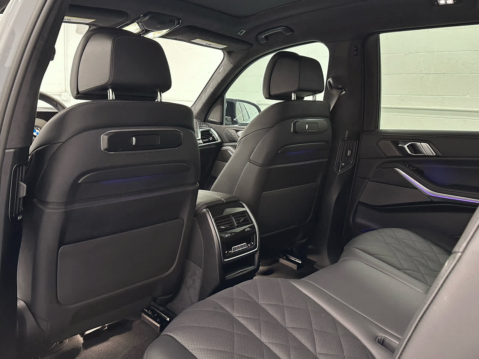 Used 2026 BMW X7 M60i AWD/4WD image 14