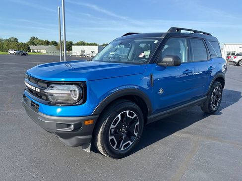 Used 2022 Ford Bronco Sport Outer Banks w/ Tech Package AWD/4WD image 4