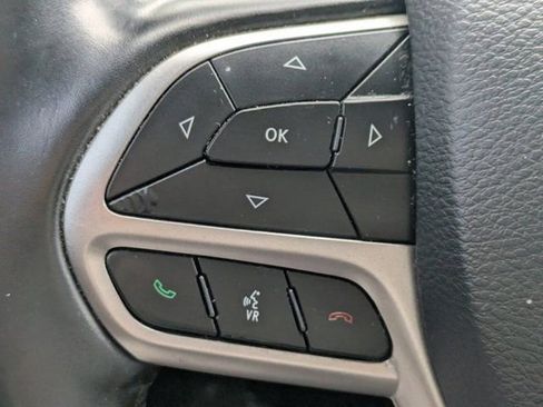 Used 2021 Jeep Cherokee High Altitude image 21