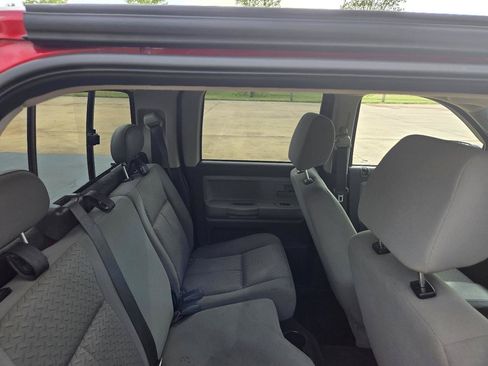 Used 2008 Dodge Dakota SXT w/ Convenience Group RWD image 9
