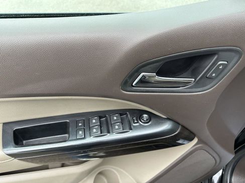 Used 2017 GMC Canyon SLT w/ Trailering Package image 21