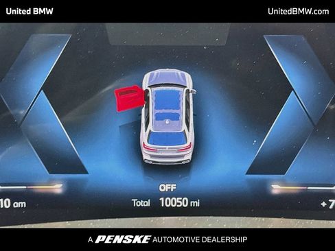 Used 2026 BMW X7 xDrive40i w/ M Sport Package AWD/4WD image 7