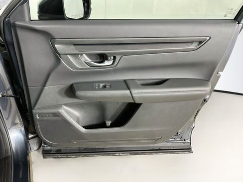 Used 2025 Honda CR-V EX image 31