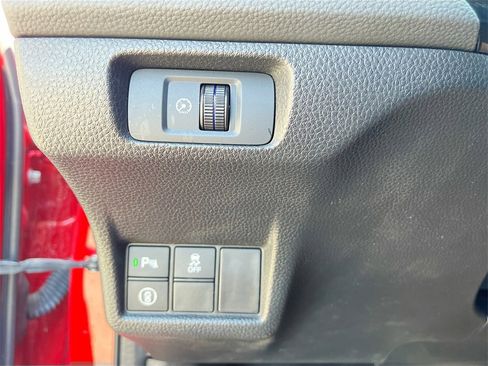 Used 2022 Honda Civic Touring image 10