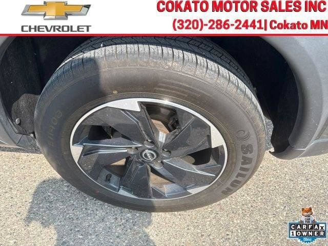 Used 2024 Nissan Rogue SV AWD/4WD image 8