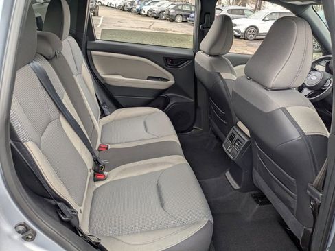 Used 2025 Subaru Forester Premium image 21