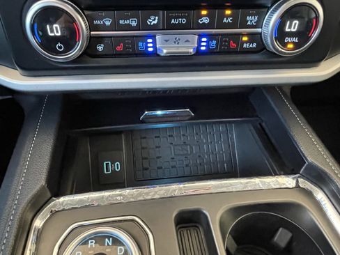 Used 2024 Ford Expedition Max XLT AWD/4WD image 33