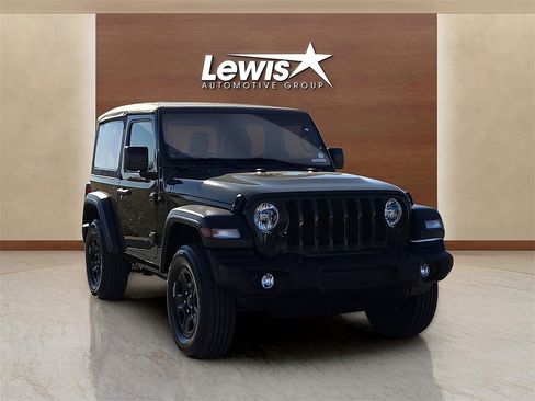 Used 2023 Jeep Wrangler Sport image 6