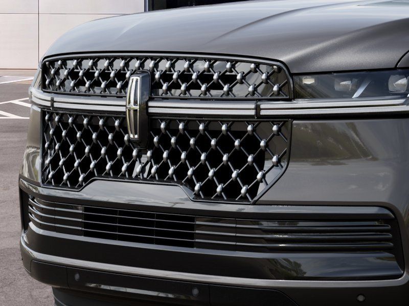 New 2027 Lincoln Navigator L Black Label AWD/4WD image 17