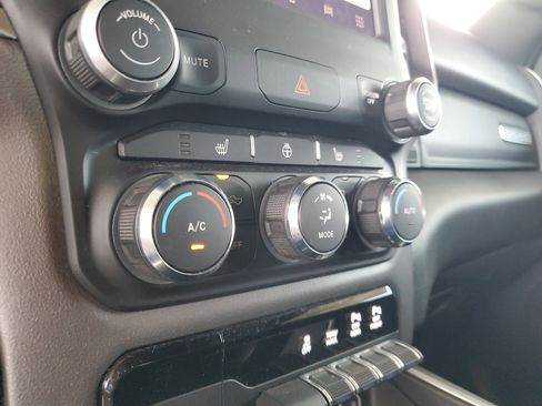 Used 2022 RAM 1500 Big Horn w/ Night Edition RWD image 28