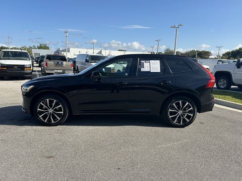 Used 2025 Volvo XC60 B5 Plus image 7
