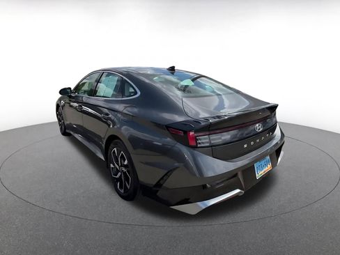 Used 2025 Hyundai Sonata SEL FWD image 11