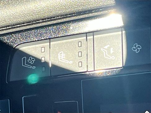 Used 2022 INFINITI QX55 Sensory w/ Lighting Package image 21