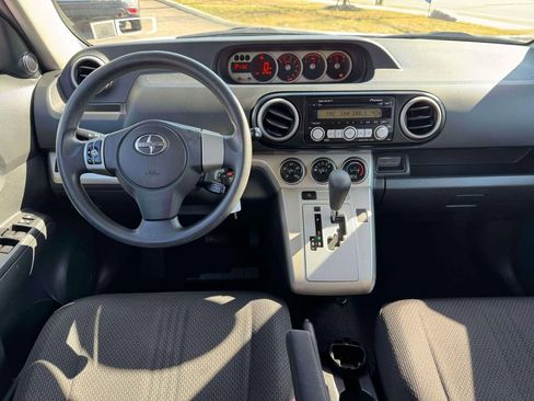Used 2009 Scion xB image 15