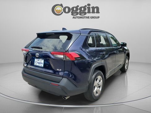 Used 2024 Toyota RAV4 XLE FWD image 3