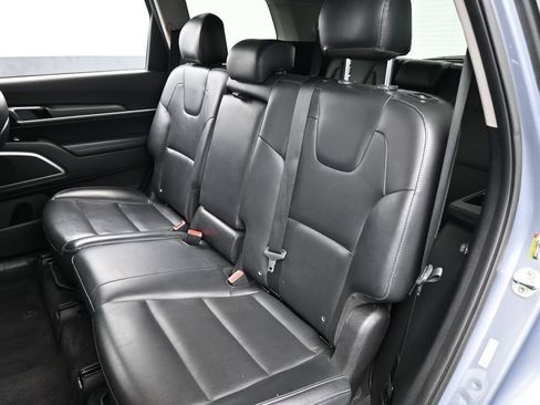Used 2021 Kia Telluride LX image 34