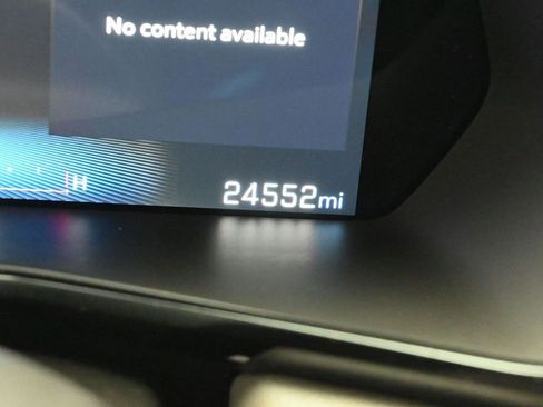 Used 2024 Chevrolet Colorado ZR2 w/ ZR2 Convenience Package III AWD/4WD image 16
