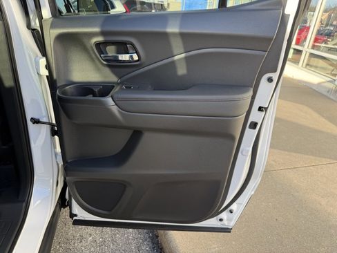 New 2026 Honda Ridgeline Black Edition image 39