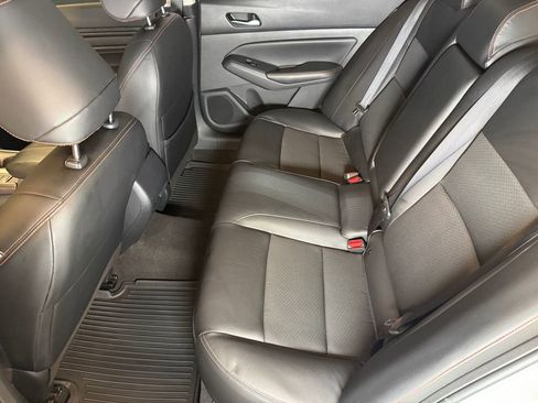 Used 2022 Nissan Altima 2.5 SR image 21