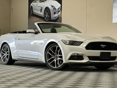 Used 2017 Ford Mustang GT Premium w/ Equipment Group 401A RWD image 2