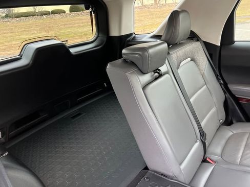 Used 2025 Ford Bronco Sport Badlands image 33