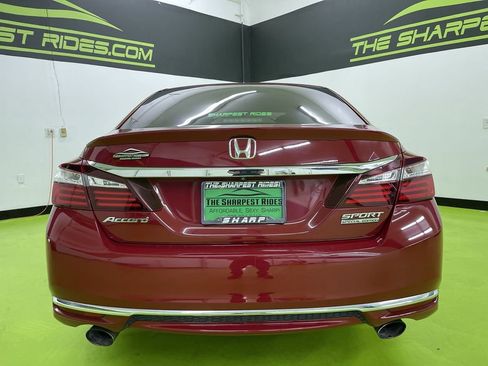 Used 2017 Honda Accord Sport Special Edition image 8