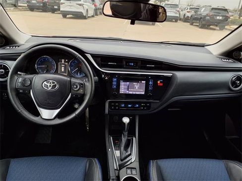 Used 2019 Toyota Corolla SE image 5