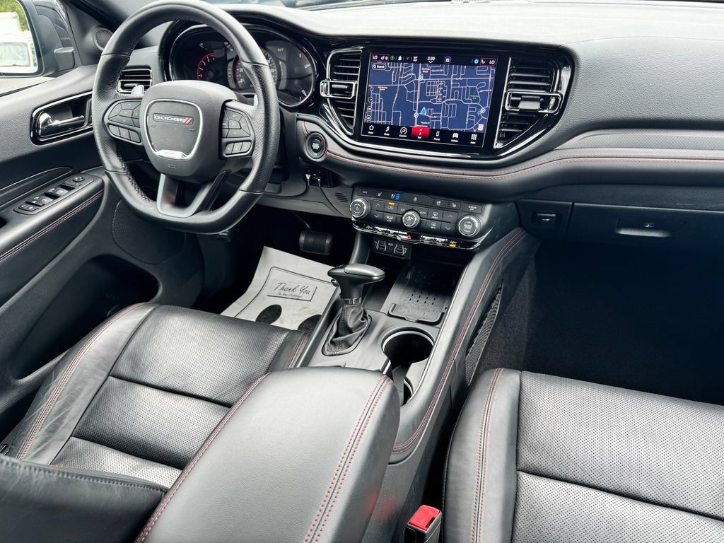 Used 2025 Dodge Durango GT AWD/4WD image 12