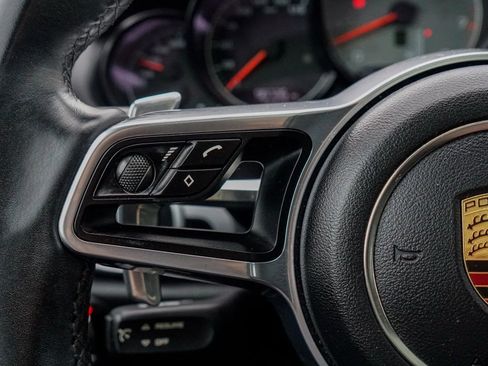 Used 2016 Porsche Cayenne S image 28
